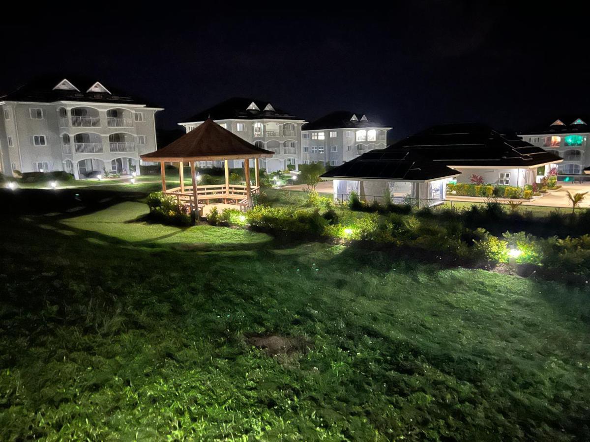 Apartamento Ocho Rios Ocean Escape Richmond Exterior foto